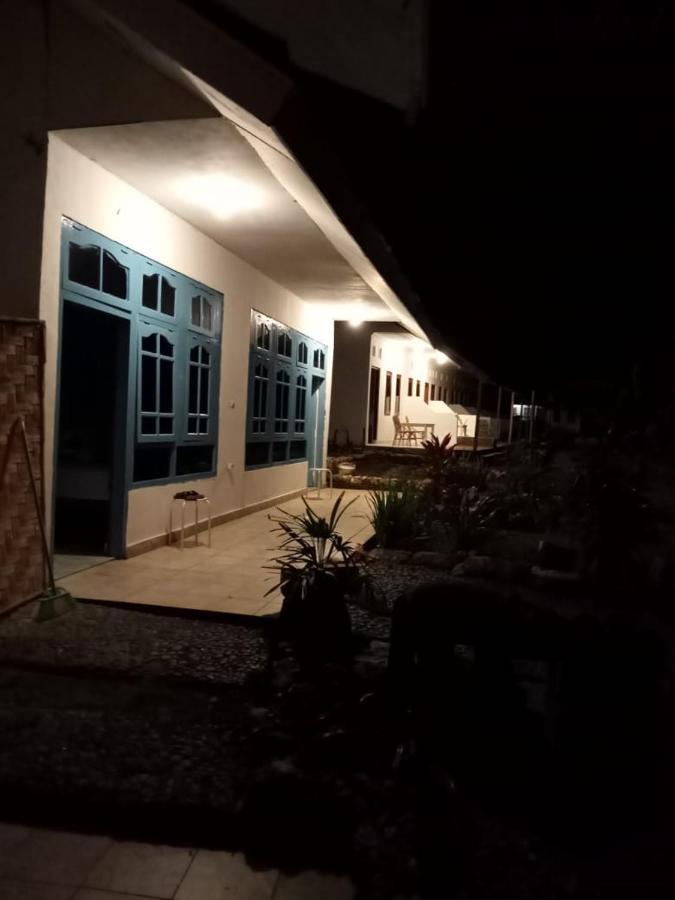 The Village Rua Beach Homestay Zewnętrze zdjęcie